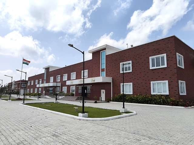 Sai_University